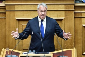 Τέμπη: Οργισμένη απάντηση Δημήτρη Πλακιά στον Βορίδη - "Αν είσαι άντρας έλα να μου τα πεις από κοντά, τζάμπα μάγκας είσαι"