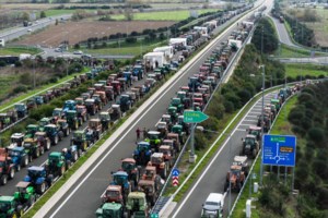 Δημογλίδου: Δεν μπορεί να δοθεί κυκλοφορία στις εθνικές οδούς όσο υπάρχουν μπλόκα - Δύσκολα περνάει όχημα έκτακτης ανάγκης