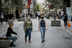 Καθηγητής πνευμονολογίας Γουργουλιάνης: Μηδενικές οι πιθανότητες να κολλήσουμε στην παραλία [βίντεο]