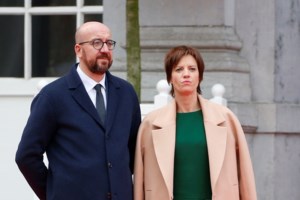 Μύκονος: Πώς η ΕΛΑΣ διέλυσε το κορονοπάρτι των 500 ατόμων με καλεσμένους ασθενείς - εικόνα 2