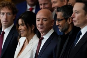 Πανηγυρίζουν οι super rich μετά την οπισθοχώρηση Τραμπ: Κέρδισαν 304 δισ. σε μία μόλις μέρα - 36 δισ. πλουσιότερος ο Μασκ - εικόνα 2