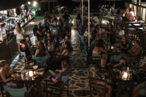 Επιστρέφουν στην "κανονικότητα" οι λαϊκές αγορές: Καταργείται η απόσταση των 5 μέτρων μεταξύ των πάγκων