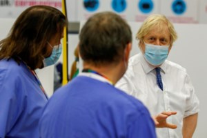 Κορονοϊός-Ιταλία: Πρώτες αποφάσεις Ντράγκι - Τέλος οι επισκέψεις συγγενών και φίλων στις "κόκκινες" περιοχές - εικόνα 3