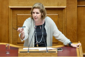 Εύη Χριστοφιλοπούλου: Eχω απογοητευτεί από τo ΠΑΣΟΚ - Ο Ανδρουλάκης κάνει αντιπολίτευση δεκαετίας '80