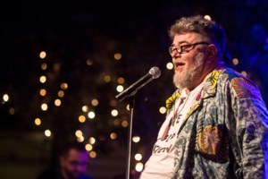 Ο δημοσιογράφος Βαγγέλης Παπαδημητρίου γράφει "γιατί δεν είμαι με τον Γιώργο Κιμούλη"