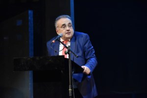 Εντονες αντιδράσεις για Φλωρίδη που επιμένει: Υπάρχει πιο δικαιωμένη δήλωση από το "όσοι μιλούν για μπάζωμα είναι για τα μπάζα;