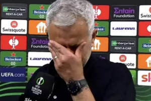 Ιταλία: Θριαμβευτική υποδοχή στη Ρόμα για το τρόπαιο - Αποθεώθηκε ο Μουρίνιο [εικόνες -βίντεο]