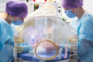 Coldplay: Η "kiss cam" πρόδωσε την κρυφή σχέση του CEO της Astronomer με υπάλληλό του - Viral η αντίδρασή τους [βίντεο]