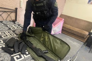 Ηράκλειο: Mεγάλη επιχείρηση της αστυνομίας σε καταυλισμό Ρομά - Εξιχνιάστηκαν 16 περιπτώσεις απάτης