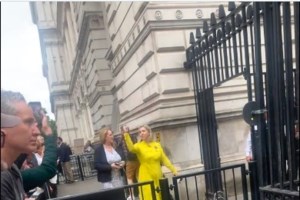 Αρχαιοελληνικό δράμα στη Βρετανία: Πατρίκιοι και Πληβείοι του Συντηρητικού κόμματος - Ο ρόλος της "Επιτροπής 1922" - εικόνα 2