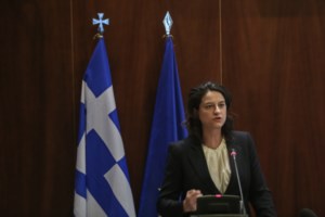 Έλληνας καθηγητής Yale για κορονοϊό: Το κλείσιμο των σχολείων θα σώσει ζωές