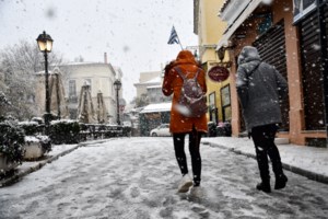 Κακοκαιρία "Ελπίς": Πώς κινούνται μετρό, ηλεκτρικός, τραμ - Τι ισχύει για λεωφορεία, τρόλεϊ