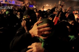 Η Τζίτζι Χαντίντ ζητά συγγνώμη για τα fake news: Είχε κατηγορήσει το Ισραήλ ότι κρατά παιδιά ως αιχμαλώτους πολέμου - εικόνα 3