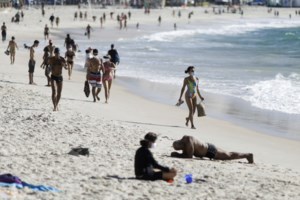 Συναγερμός ΠΟΥ: Πάνω από 18 εκατ. κρούσματα κορονοϊού παγκοσμίως - 688.000 θάνατοι - εικόνα 3