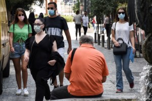 Κορονοϊός: Ο καθηγητής Χρηστάκης εξηγεί γιατί η κανονικότητα δεν θα επανέλθει πριν το 2024