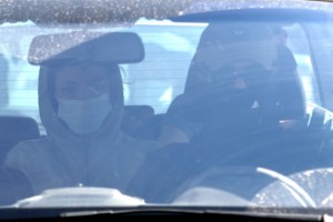 Κολωνός: Ο… έμπειρος μαστροπός "Μιχάλης" είχε δικό του… "πελατολόγιο" - Τρεις εβδομάδες μετά παραμένει ασύλληπτος - εικόνα 3