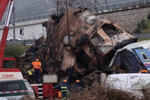 Τραγωδία στα Τέμπη: Κερδίζει την "μάχη" o μοναδικός επιζών του πρώτου βαγονιού