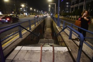 Παπίκιο Όρος: Μη διαχειριζόμενο δάσος και δύσβατο έδαφος αυξάνουν τις δυσκολίες κατάσβεσης της πυρκαγιάς - Καίει 17 μέρες