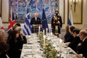 Δείπνο στο Προεδρικό: Το Μπάκιγχαμ ζήτησε από τον σεφ Λαζάρου τις συνταγές από το μενού του Κάρολου