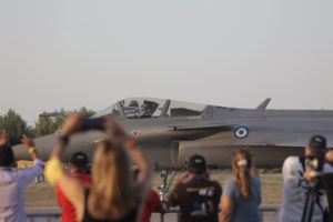 Rafale: Κόβει την ανάσα η θέα μέσα από το κόκπιτ ελληνικού μαχητικού [βίντεο]