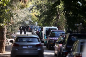 Νέα Ερυθραία: "Κλαίω για τον γιο μου και για τον άνθρωπο που έφυγε" - Τα πρώτα λόγια της μητέρας του 40χρονου