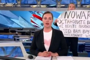 Ρωσία: Συνελήφθη ξανά η δημοσιογράφος Μαρίνα Οβσιανίκοβα για "δυσφήμιση" του ρωσικού στρατού - εικόνα 3