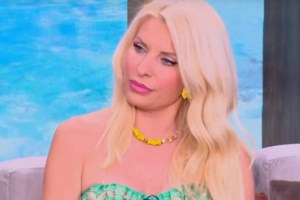 Λόλα Νταϊφά για Ελένη Μενεγάκη: "Τι θα χάσει αν δεν είναι στην τηλεόραση; Θα της πάμε το φαΐ με το ταπεράκι;" - εικόνα 2