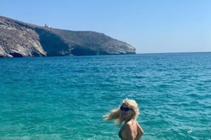 Καίτη Φίνου: Σε αυτή τη φωτογραφία ήμουν έγκυος στο παιδί του Λευτέρη Πανταζή [Εικόνα] - εικόνα 5