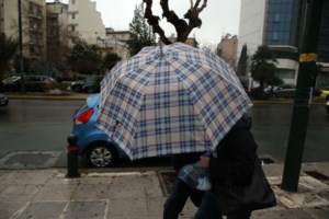 Τα καπρίτσια του καιρού την Παρασκευή: Μπόρες, βροχές και καταιγίδες - Η πρόγνωση του Σάκη Αρναούτογλου [βίντεο]