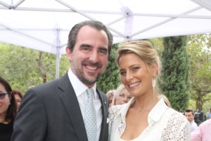 Το bridal look της Θεοδώρας: Η απόλυτη μεταμόρφωση του νυφικού της στη δεξίωση - Τα 3 κομμάτια που αφαίρεσε για να είναι άνετη - εικόνα 10