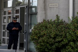 Σε δύσκολη θέση η κυβέρνηση από το σκάνδαλο ΟΠΕΚΕΠΕ: Δεν θέλει να παραιτηθεί ο Βορίδης - Στα σκαριά νέα προανακριτική