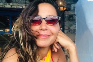 Η ανάρτηση της Αίθρας Λυκουρέζου για τα οκτώ χρόνια από τον θάνατο της Ζωής Λάσκαρη - "Σε ένα στημένο κόσμο υπήρξε κάτι πολύ παραπάνω"