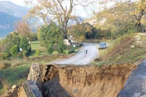 Καστοριά: Ανέβηκε 18 εκατοστά η στάθμη της λίμνης από την κακοκαιρία - Μεγάλες καταστροφές σε καλλιέργιες - εικόνα 3