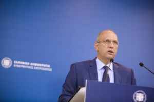 ΕΛΣΤΑΤ: Ανατιμήσεις φωτιά σε βασικά προϊόντα - Αύξηση 1,9% του πληθωρισμού