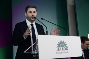 Ανδρουλάκης: "Ο κ. Μητσοτάκης έχει αποδείξει ότι μπορεί να συνεργαστεί άψογα με την ακροδεξιά"