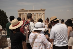 Στουρνάρας: Πάνω από 3,2% η ανάπτυξη το 2022 - Επενδυτική βαθμίδα εντός του 2023