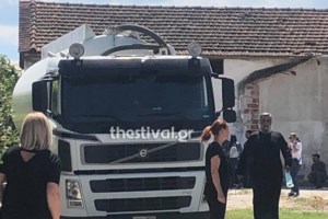 Μάλγαρα: Ράγισαν καρδιές στην κηδεία του μικρού Γιωργάκη - "Πού είναι το αγοράκι μου..."  [εικόνες - βίντεο]