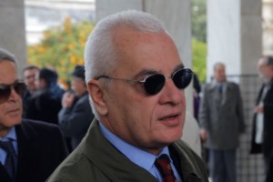 Ο Γιάννης Πρετεντέρης γράφει για την εμπειρία του με τον κορονοϊό- "Σε διαλύει κυριολεκτικά"…