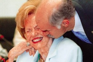 Νίκος Παπανδρέου: Ο Γιώργος μένει με τη μητέρα μας σε νοικιασμένο σπίτι στο Π. Φάληρο - Δεν έχουμε παλάτια - εικόνα 2