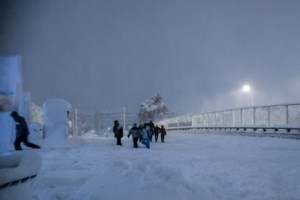 Κακοκαιρία "Ελπίς": Ουρές χιλιομέτρων και στη Λεωφόρο Μεσογείων - Ακινητοποιημένα τα ΙΧ [Βίντεο]