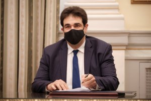 Κατατέθηκε ο νέος εκλογικός νόμος για την Αυτοδιοίκηση: Τέλος η απλή αναλογική - Στις κάλπες ανά 5ετία - εικόνα 3