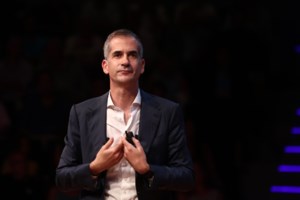 Κώστας Μπακογιάννης: "Η Αθήνα έχει ανάγκη από καθαρή εντολή- Για εμένα δεν είναι σκαλοπάτι, ούτε πόρτα" - εικόνα 3