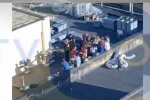 Θεσσαλονίκη: Παρέμβαση εισαγγελέα για το κορονο-πάρτι σε ταράτσα του νοσοκομείου ΑΧΕΠΑ