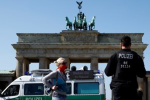 Πιέζουν την Μέρκελ οι Γερμανοί βιομήχανοι: "Κάθε εβδομάδα με κλειστή την οικονομία κοστίζει δισεκατομμύρια" - εικόνα 2