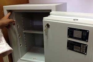 Φυλακές Κασσαβέτειας: Τραυμάτισε ανήλικο με γυαλί στον θώρακα