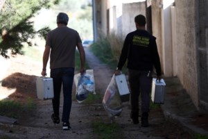 Νέα Πέραμος: "Δε μου έδινε να πιω, τσακωθήκαμε και έγινε το κακό" - Τα πρώτα λόγια του αδελφοκτόνου και οι καταγγελίες - εικόνα 4