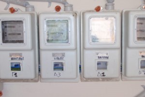 Χάος στη Βρετανία με τις ελλείψεις καυσίμων: "Στέγνωσαν" τα πρατήρια - Τεράστιες ουρές σε όσα παραμένουν ανοικτά - εικόνα 2