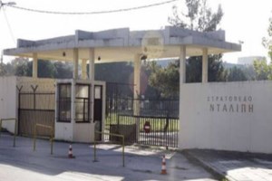 Άσκηση ανορθόδοξου πολέμου στον Σαρωνικό - Εντυπωσιακές εικόνες από τον "Αίολο" και την "Αστραπή"