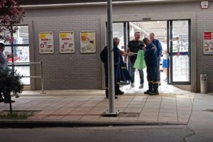 Θεσσαλονίκη: Φίδι έσπειρε τον πανικό μέσα σε λεωφορείο του ΚΤΕΛ - Το ξέχασε επιβάτιδα - εικόνα 3