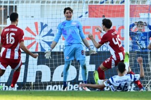 Άρης-ΠΑΟΚ 0-0: "Κόλλησαν" κι έχασαν έδαφος